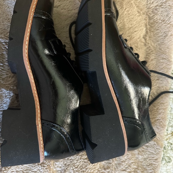 Naturalizer CABARET LACE UP LUG DERBY - Picture 8 of 10